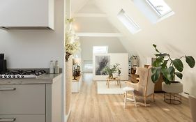 Huize Copes Apartment Den Haag, 2 Bed, 2 Bath